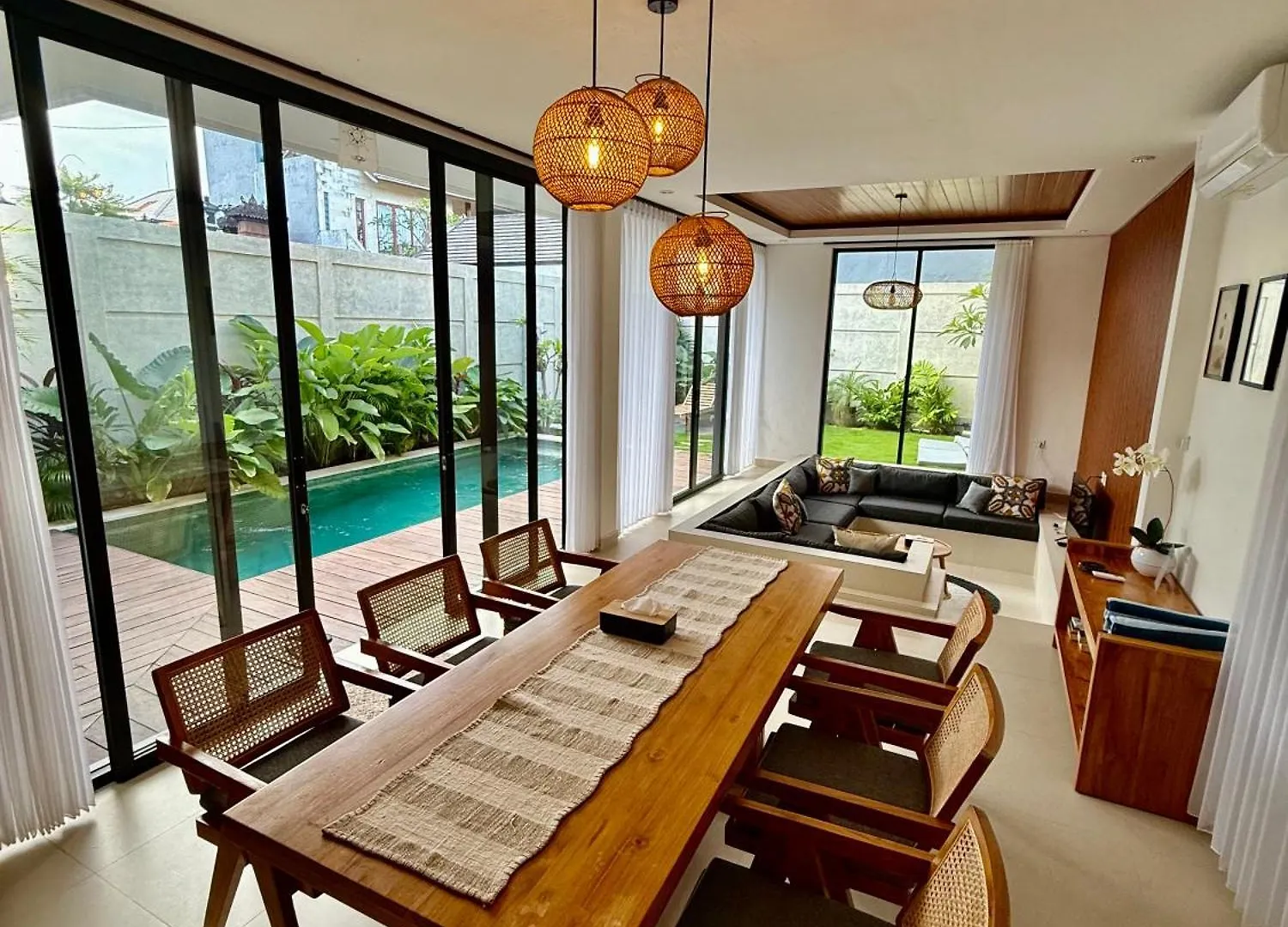 Leyan Villa Seminyak Indonesia